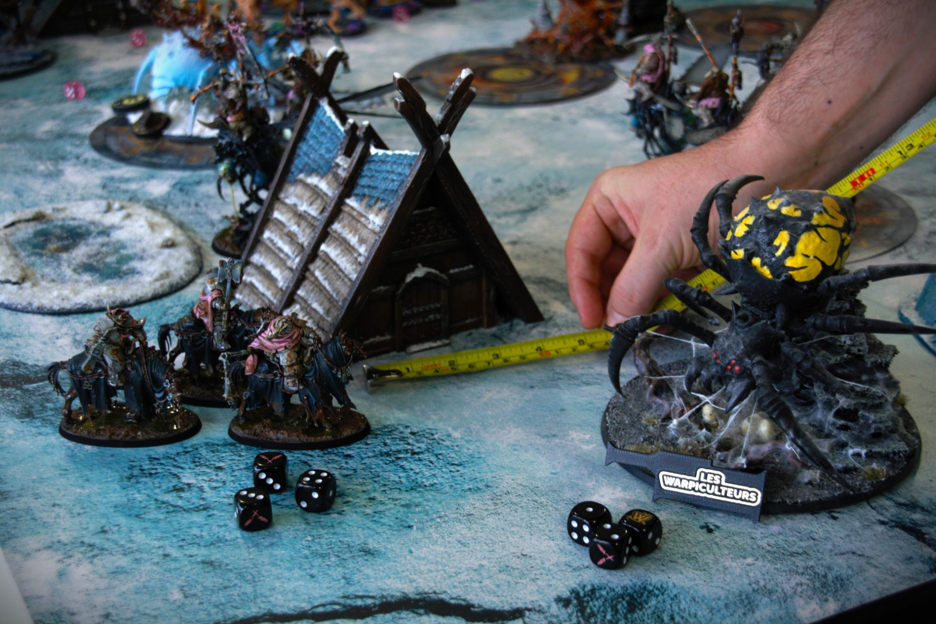 Une table de jeu de Ages of Sigmar